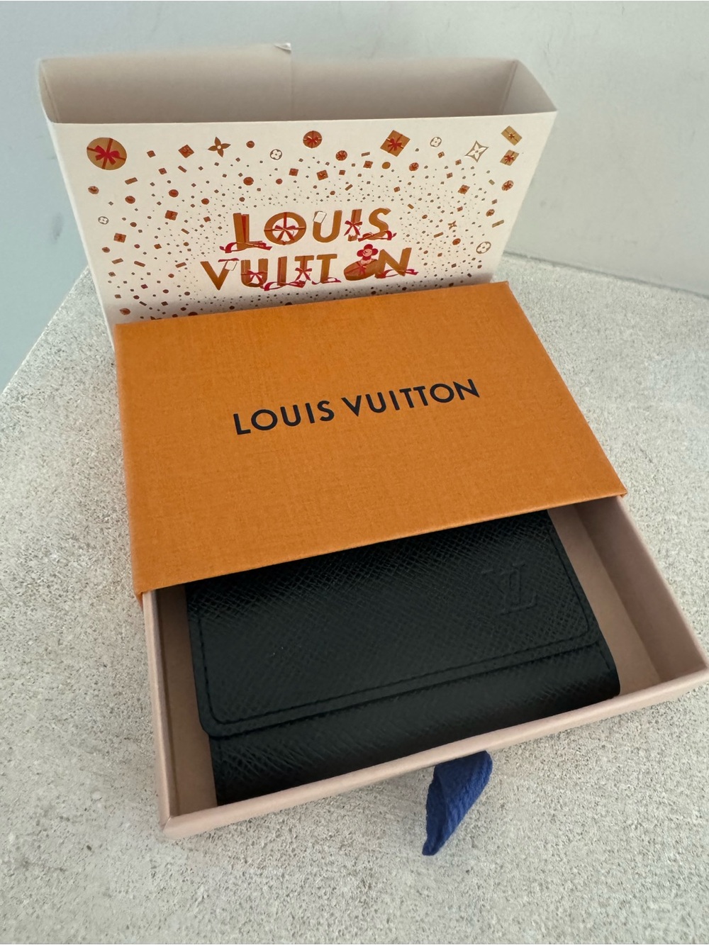 LOUIS VUITTON Taiga Card Holder Black w/ LV Box Dust & Dust Bag Giftable